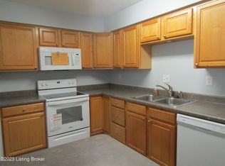 7076 Wildwood Cir APT 172, Louisville, KY 40291