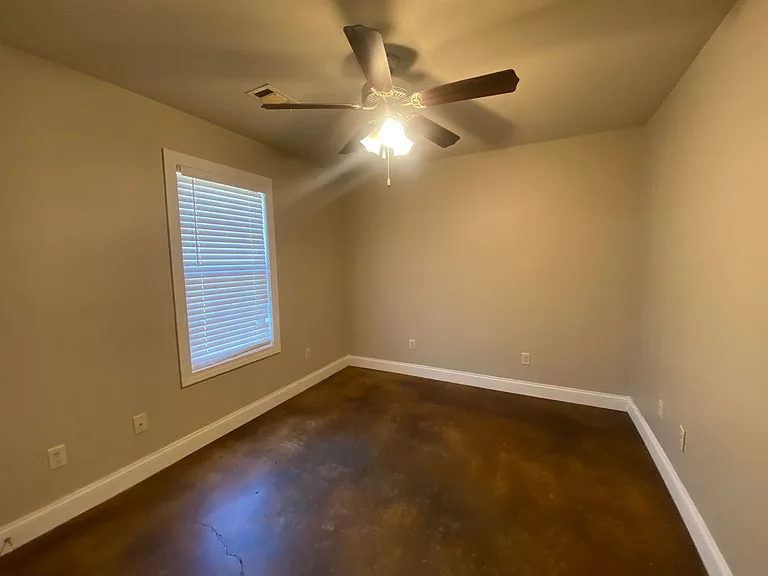 3812 Griffin St — Photo 5