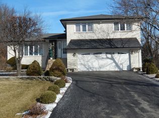 10504 W Bernice Dr, Palos Park, IL 60464