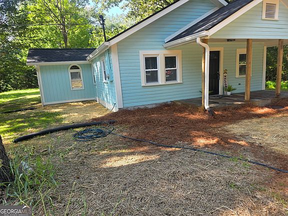 3rd image of 414 Wayside Ln