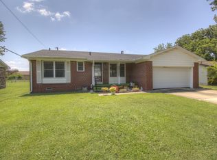 1322 NE 3rd Pl, Pryor, OK 74361
