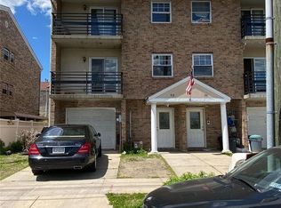 436 Sapphire St, Brooklyn, NY 11208