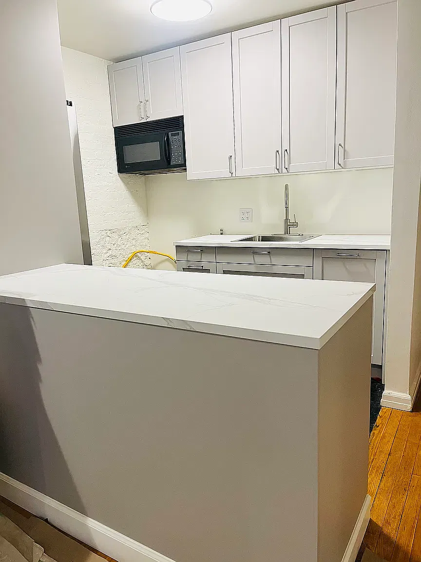 230 Carroll Street — Photo 4