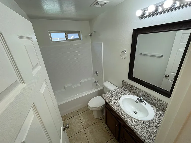7500 E Horseshoe Ln — Photo 7