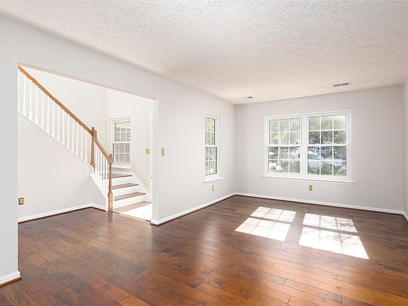 5th image of 1197 Wyndham Hills Dr