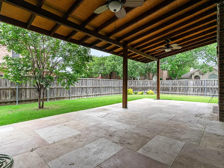 6009 Charleston Dr — Photo 23