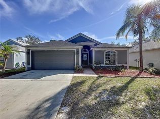 7613 Hampshire Garden Pl, Apollo Beach, FL 33572