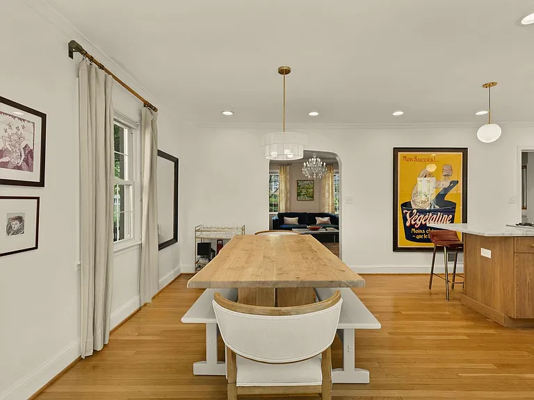 7208 Delfield St — Photo 20