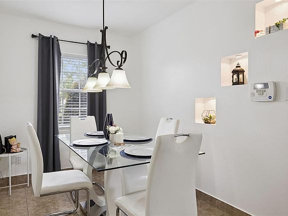 5th image of 5907 DAHLIA DRIVE