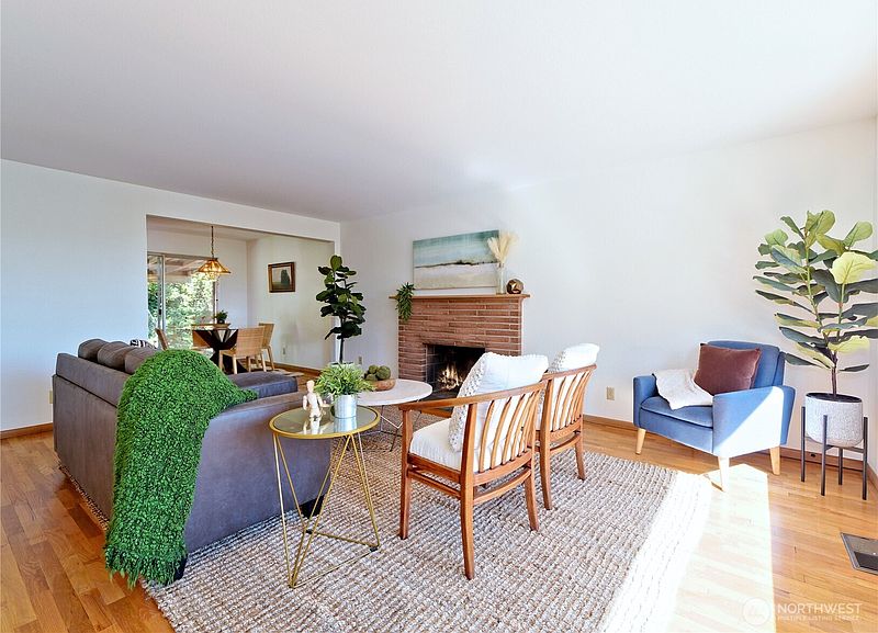 2nd image of 8004 S 134th Street