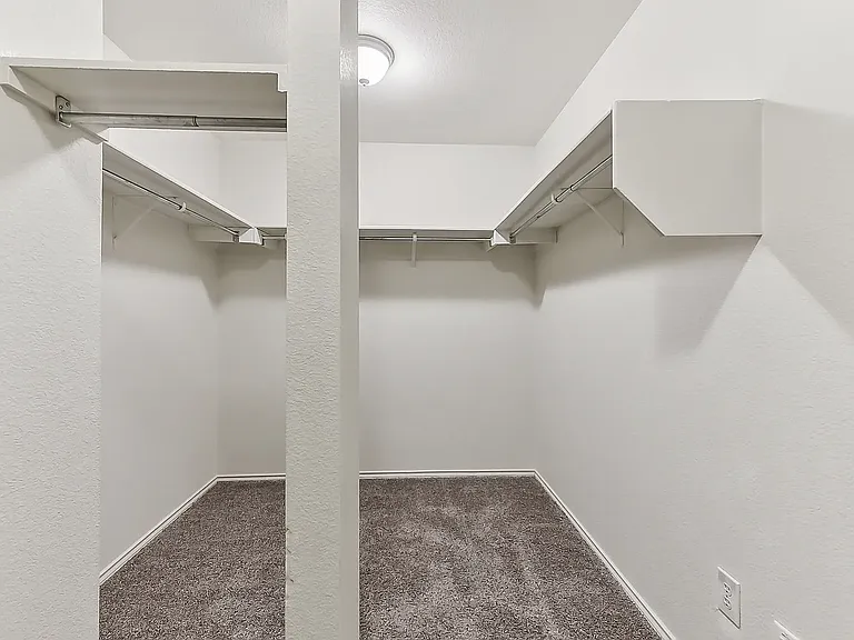 8717 Sage Meadow Dr — Photo 28