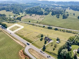 3 Boones Creek Rd, Jonesborough, TN 37659