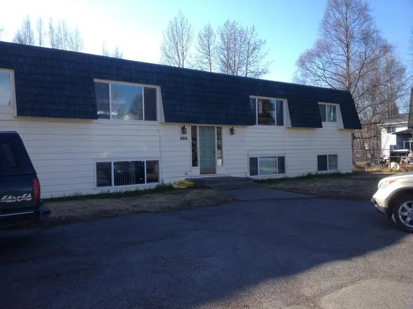 6816 Colonial Ct APT 3, Anchorage, AK 99502