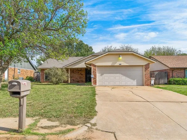 1012 S Neptune Rd, Edmond, OK 73003
