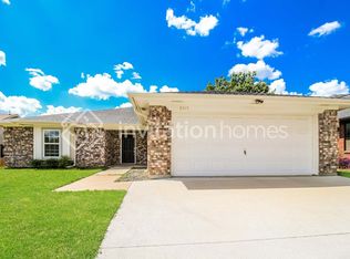 8213 Mark Ln, Watauga, TX 76148