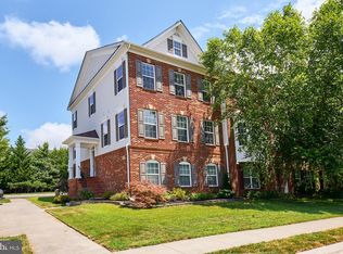 25066 Croxley Green Sq, Aldie, VA 20105