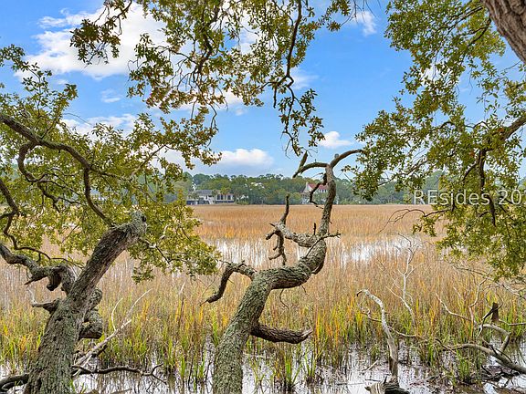 4th image of 848 Marsh Dunes Rd