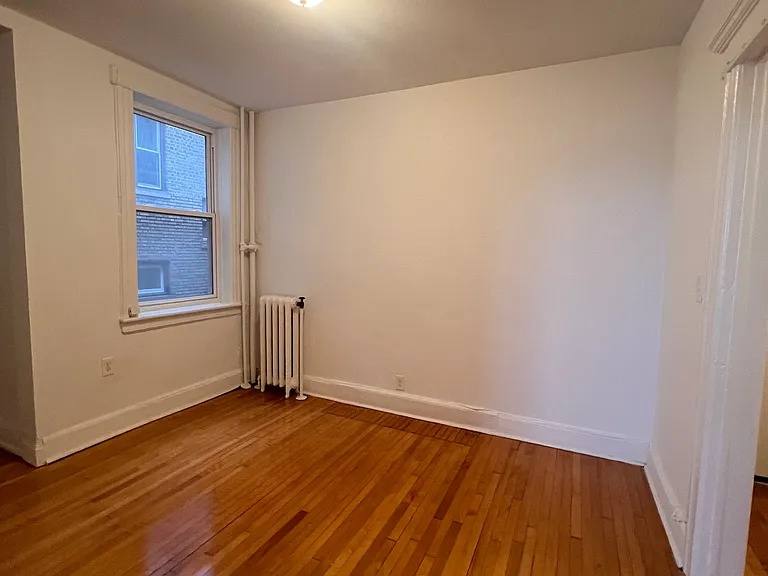 2647 Kennedy Blvd #8 — Photo 4