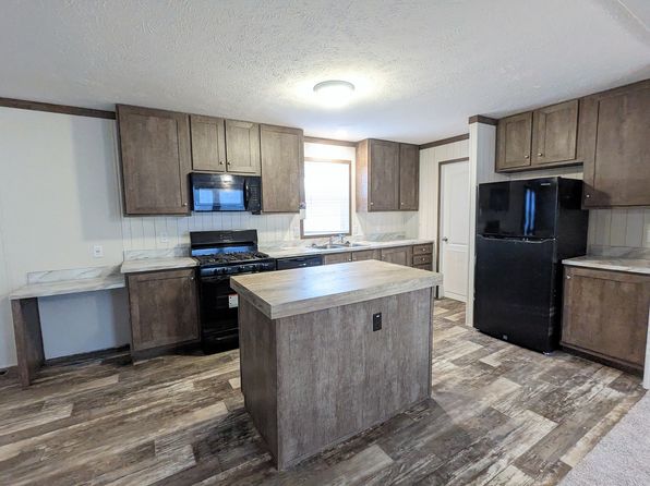 208 Colorado St #208