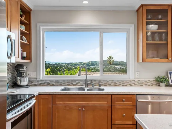 80 Drakewood Lane, Novato, CA 94947