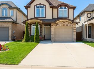 6039 Ernest Cres, Niagara Falls, ON L2H 0H8