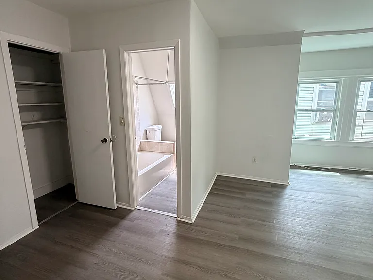 854 S 15th St #3 — Photo 5