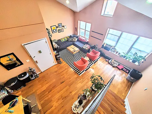 Rented by Bright Villas LLC | media 14