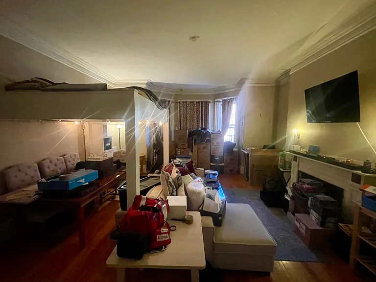 211 Beacon St #3F — Photo 1