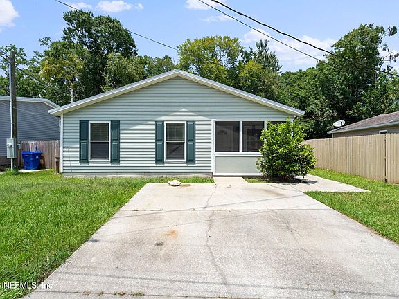 2nd image of 860 W 6TH Street