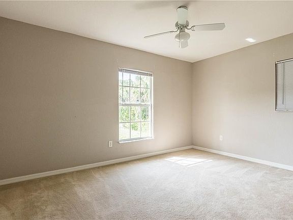 5th image of 2662 Zodiac St