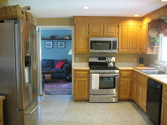 Eat in Kitchen