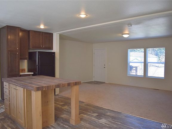 3rd image of 672 Awa Ln