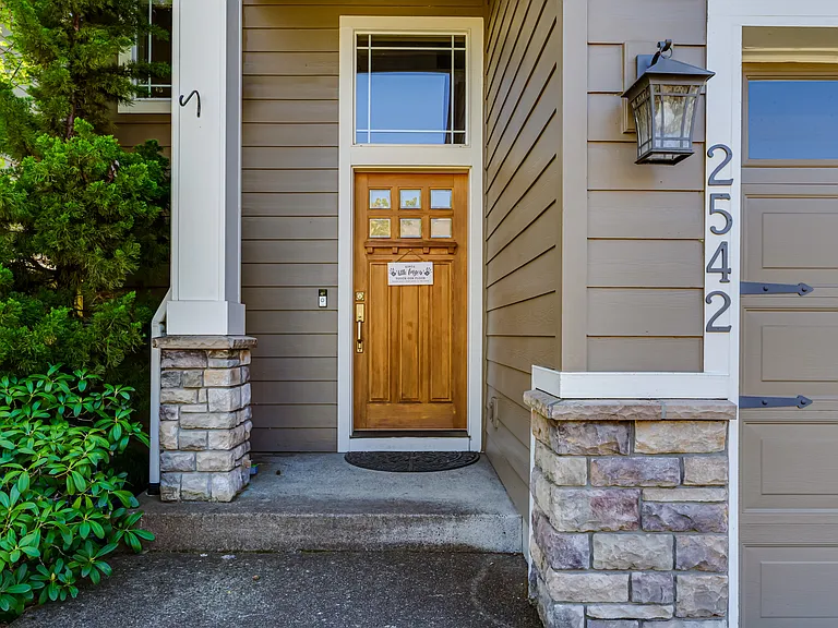 2542 Belle Terra Dr — Photo 2