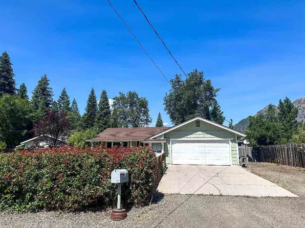 1531 Frederick St, Mount Shasta, CA 96067