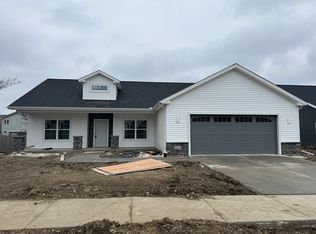 3310 Melissa Ln, Urbana, IL 61802