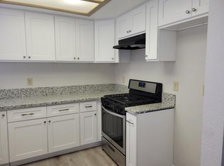 28681 Calle Del Lago Unit D, Murrieta, CA 92563