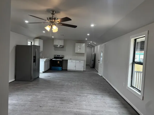 627 County Road 5102 #I, Cleveland, TX 77327