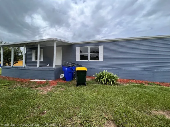 1732 W Holiday Dr, Lorida, FL 33857