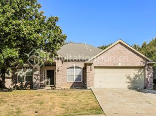 1907 Winter Park Dr, Mansfield, TX 76063