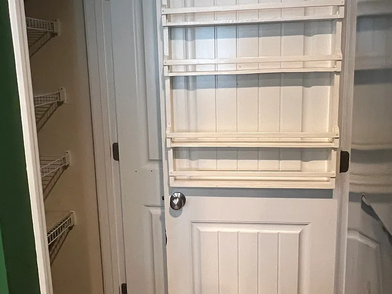 100 Gus Grant Ct — Photo 17
