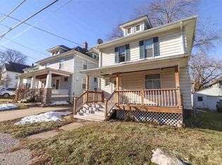 904 44th St, Rock Island, IL 61201