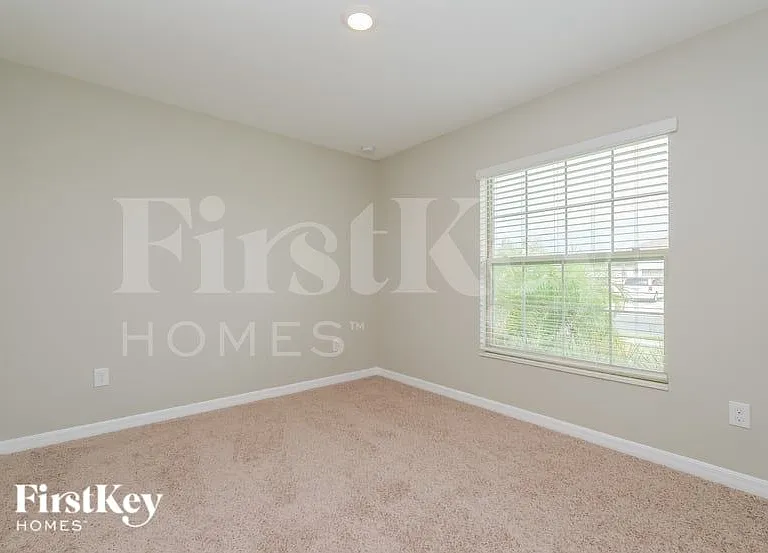 6117 Tremeza Pl — Photo 13