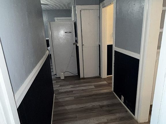 2nd image of 140-138 Lincoln Ave #1
