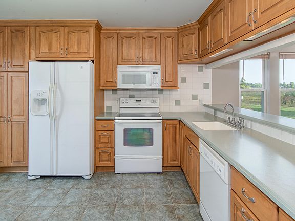 5th image of 1049 Audubon Dr