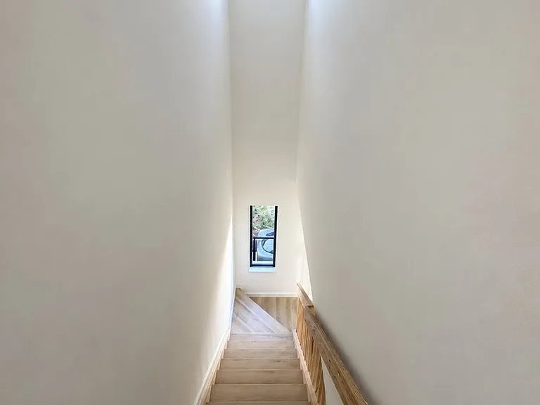 552 NW 7th St #6 — Photo 14
