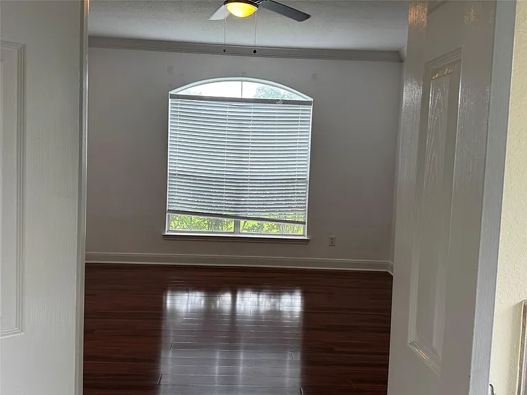 4409 Juan Carlos Ct — Photo 12