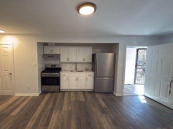2nd image of 445 E 144th St Floor 2