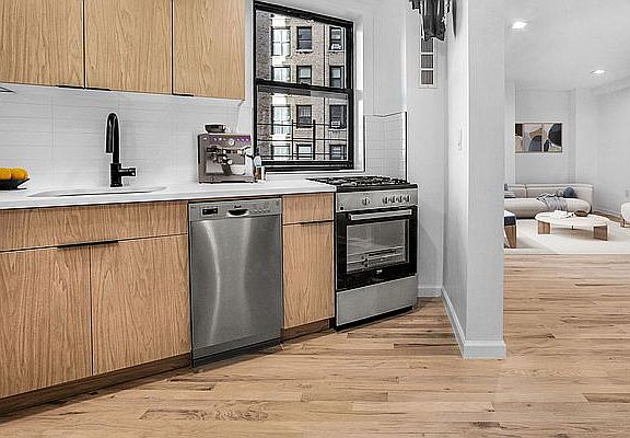 3rd image of 700 W End Ave APT 5C