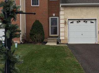 424 Auburn Ct, Souderton, PA 18964