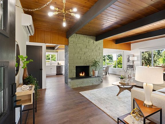4th image of 5204 SE La Mesa Way